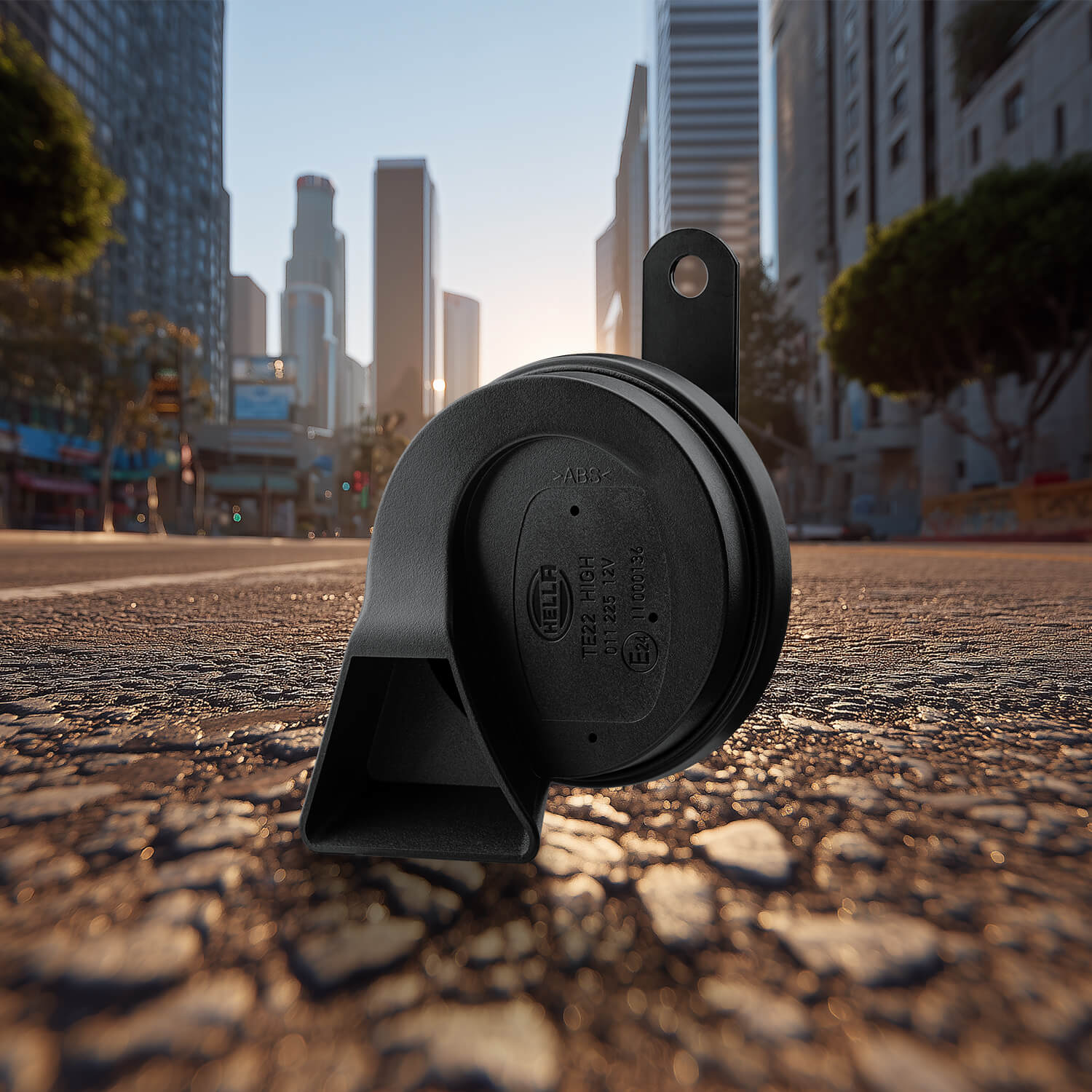 TE22-Motorcycle-web-lightstyle