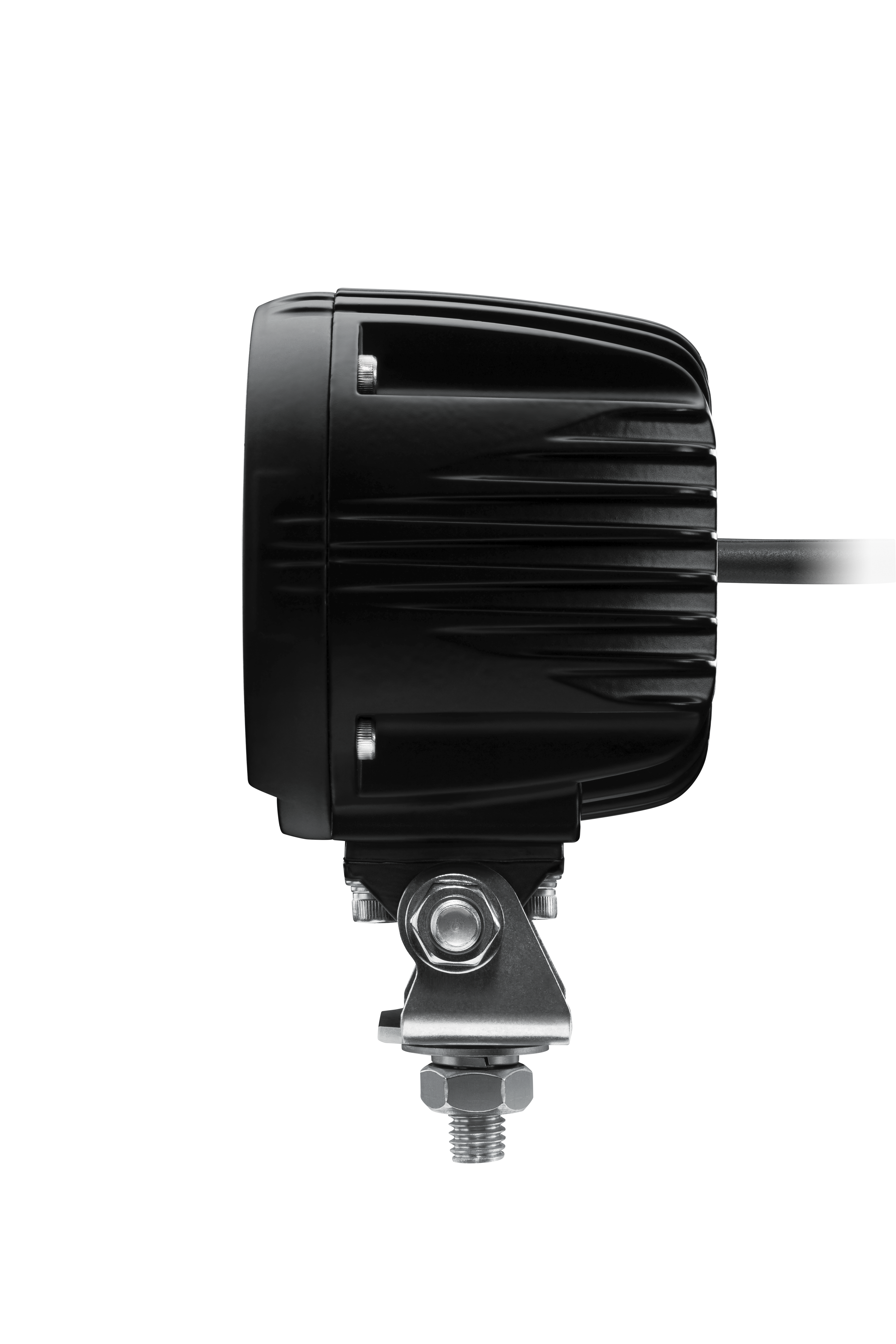 PI_R2100_PO_Close_Seite_Freisteller_HELLA_print