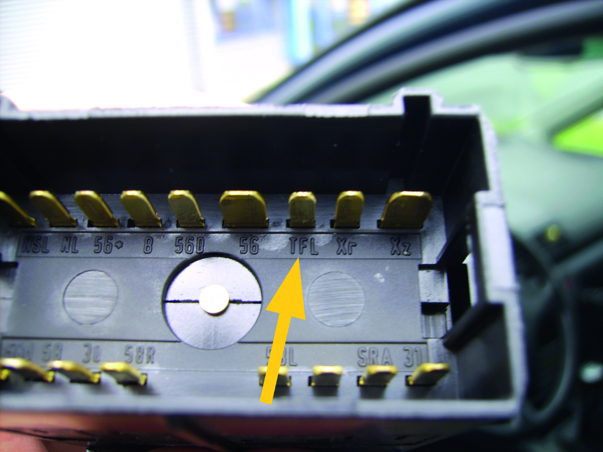 Switch contact for daytime running lights