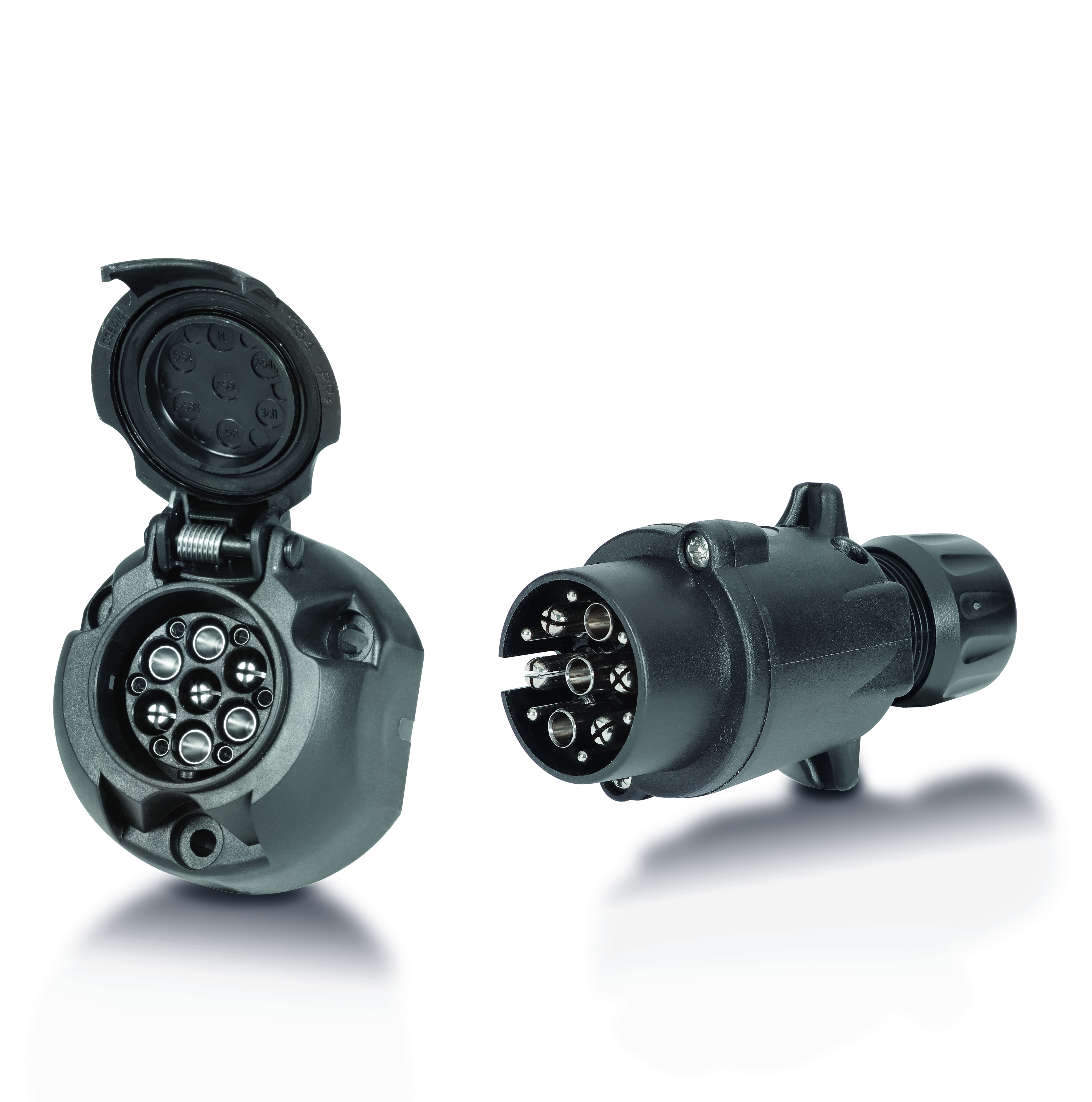 Sistema di connessione a 7 + 6 poli a norma NEN 6120