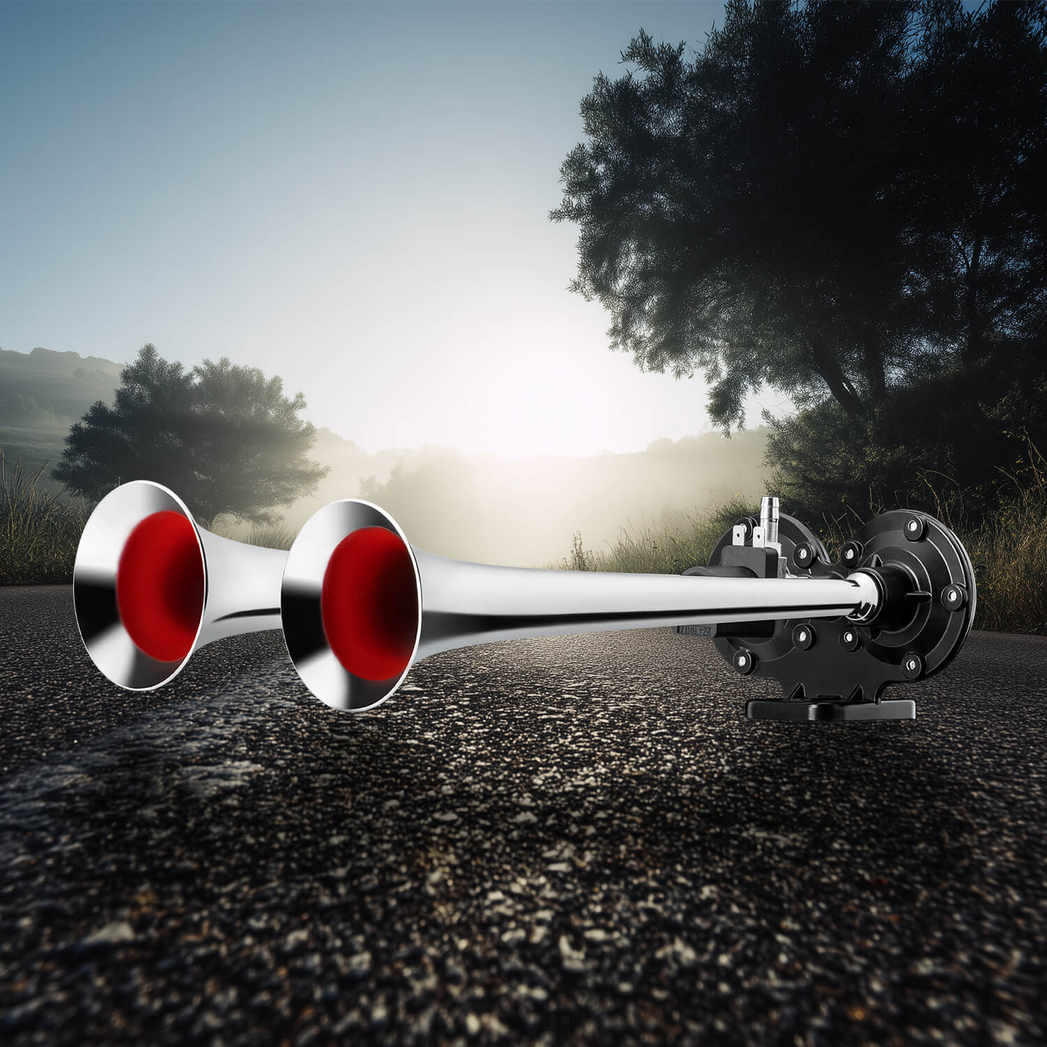 Chromium-plated two-tone air horn with penetrating sound – ideal for commercial vehicles with pneumatic brake systems.