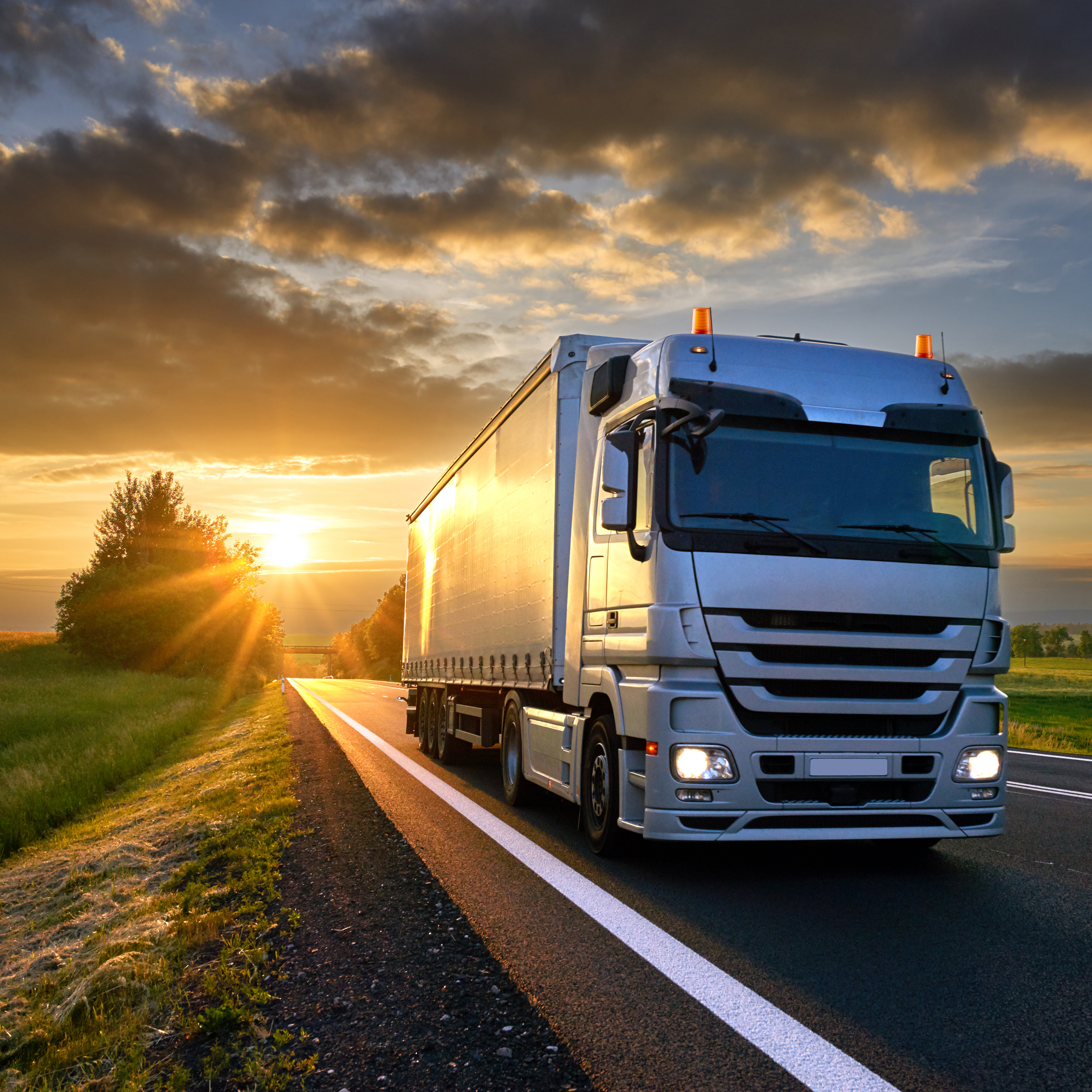 Rugged LED warning lamp offering high levels of visibility, double flash and red light, ideal for commercial vehicles and retrofits.