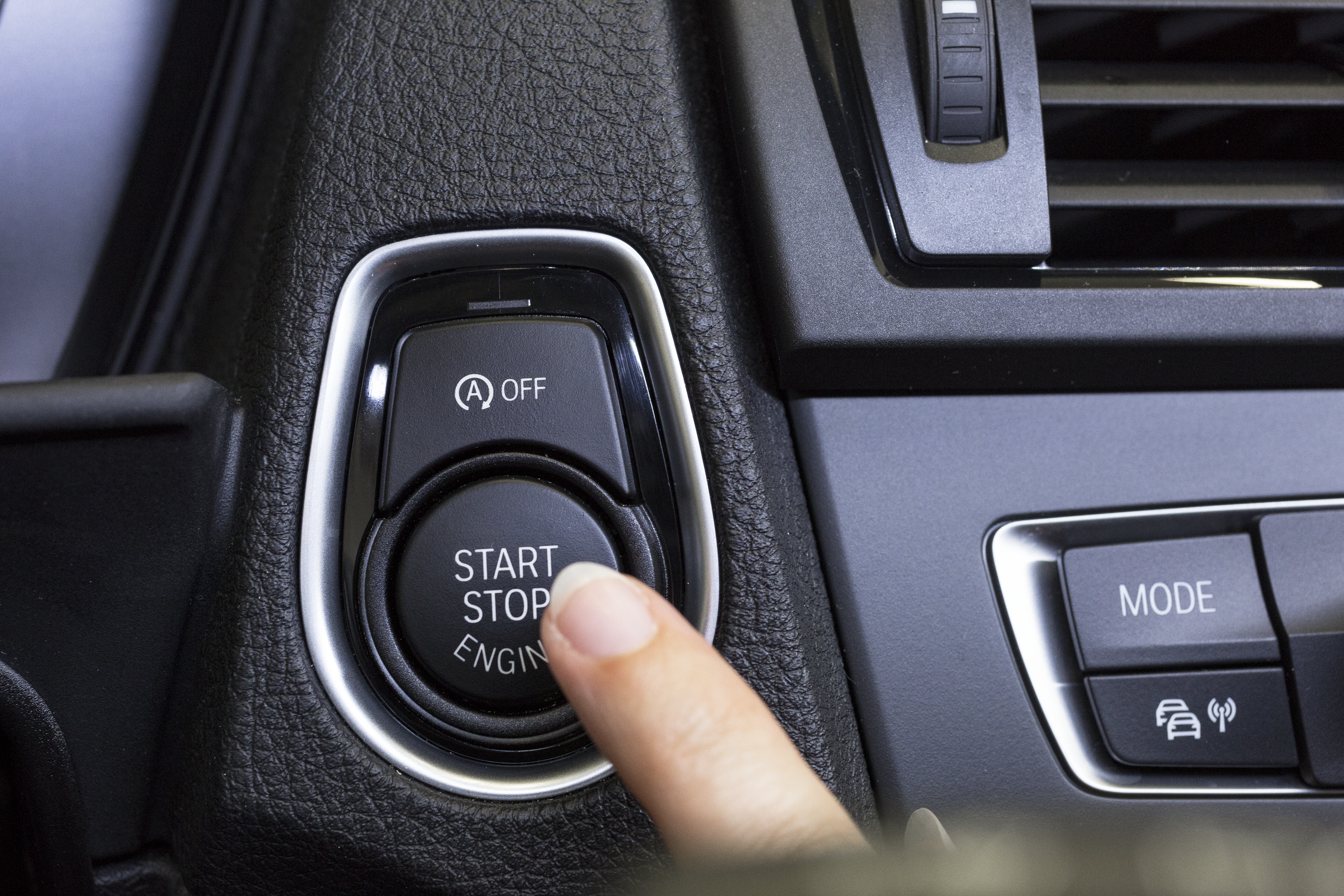 Trabajos de servicio en el sistema de carga