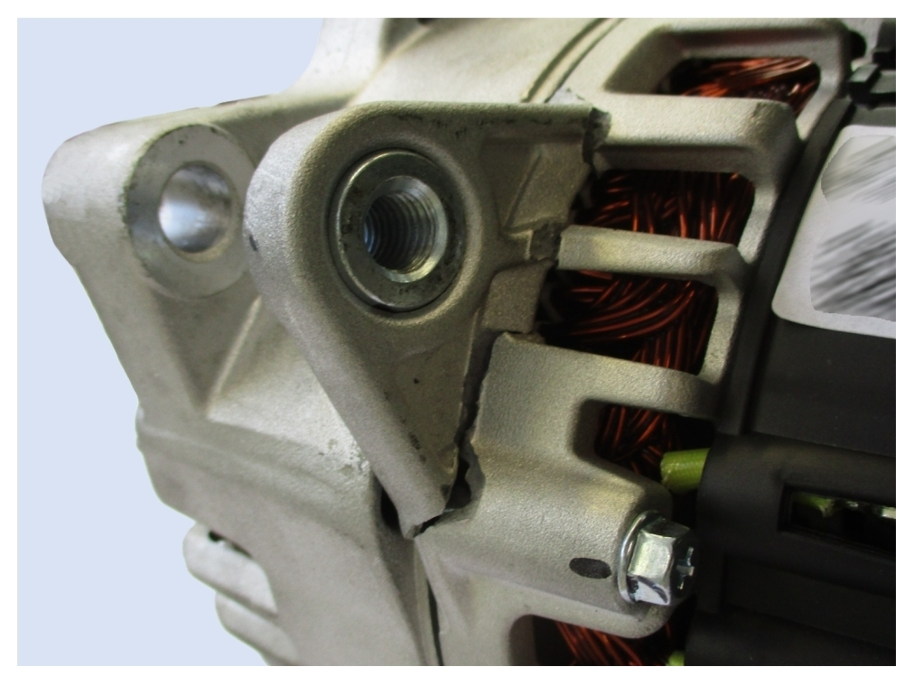 Gebroken behuizing door te hoog aanhaalmoment