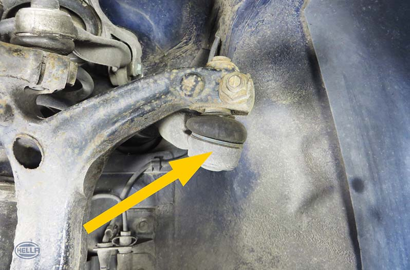 Kontrola hamulców - środki mające na celu określenie źródeł błędów - przegub kulowy Rys. 2