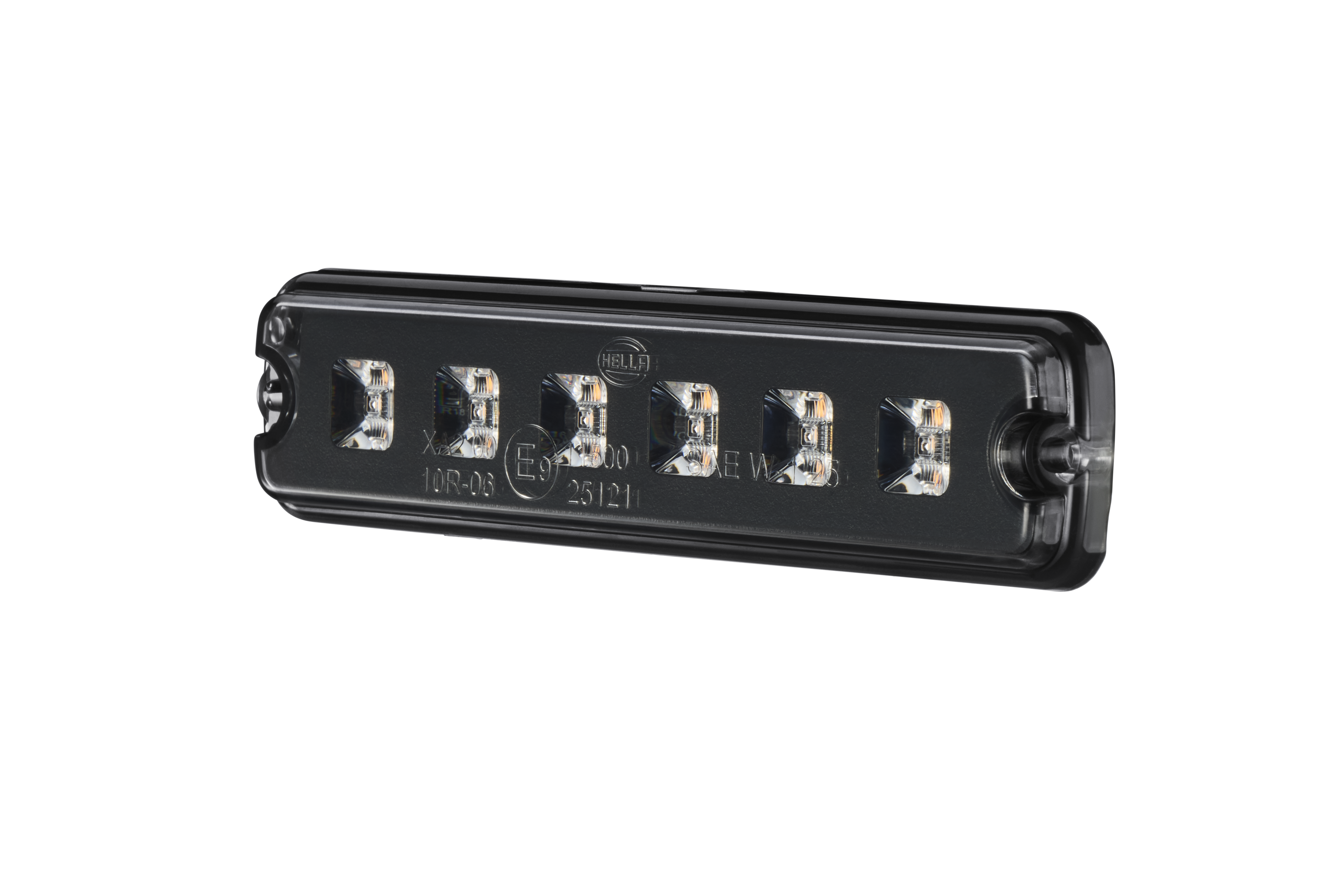 Luces intermitentes delanteras BST-Slim Pro extraplanas con función de calefacción integrada, regulación de intensidad y alta visibilidad tanto de día como de noche.