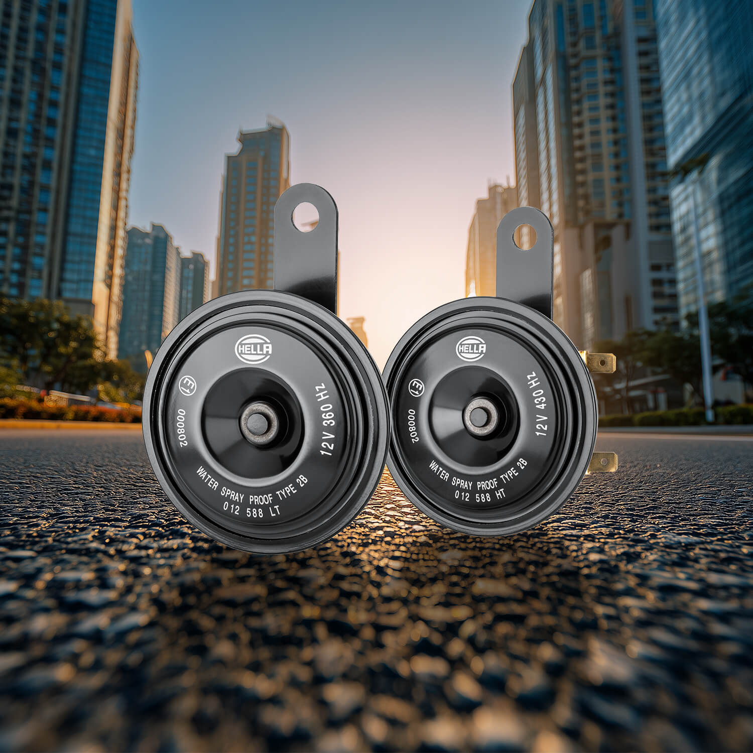Traditional disc horn with powerful sound and corrosion-resistant housing – ideal for safe warning signals in traffic.